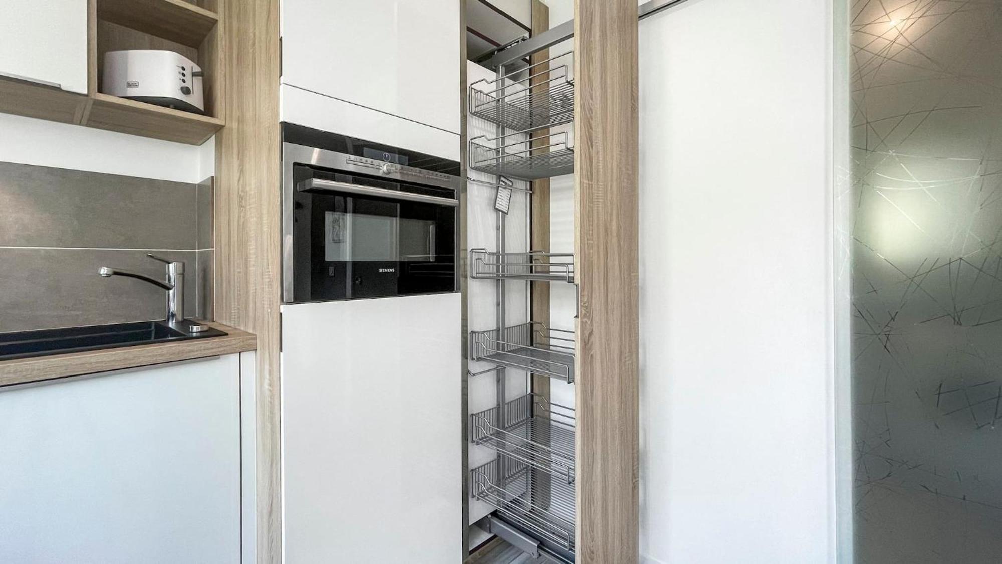 Homey Tidy - New / Proche Centre Annecy / Parking Gratuit / Logement Entierement Equipe Ngoại thất bức ảnh